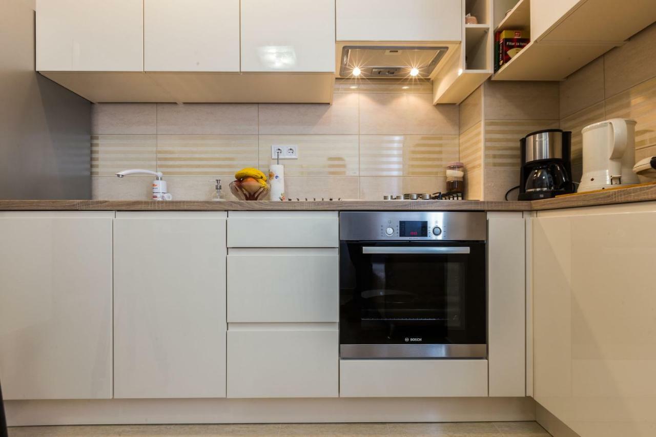 Stine Apartment *